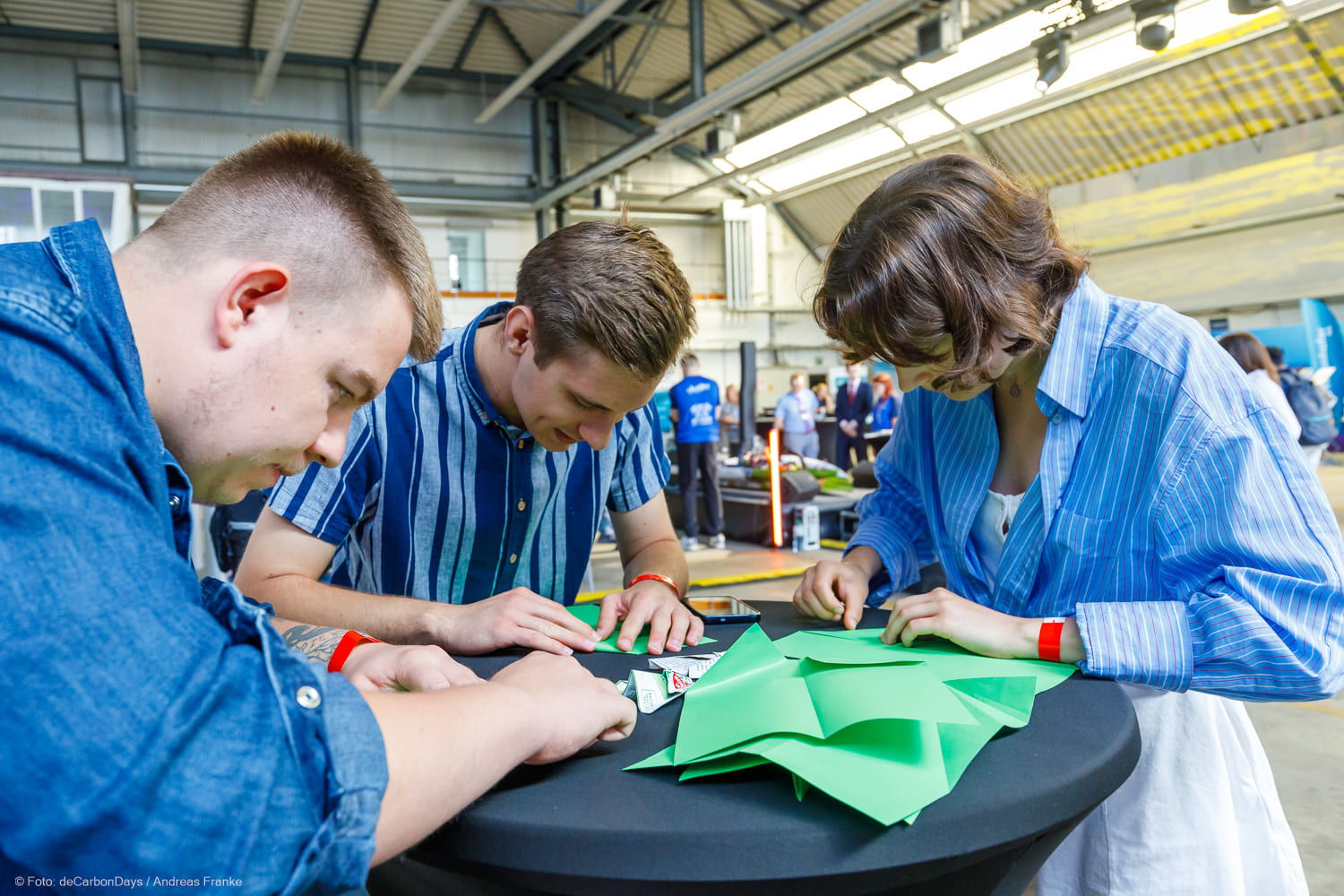 AF_deCarbonDays_84365_LowRes