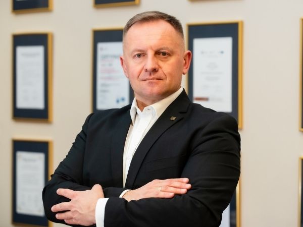 600×450 Hubert Papaj