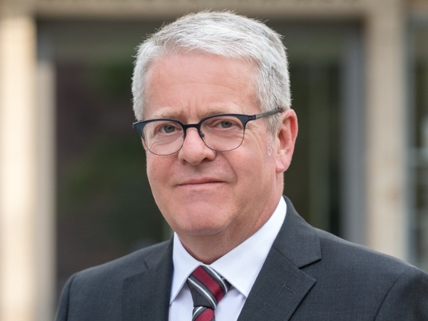 600×450 Jens Warnken