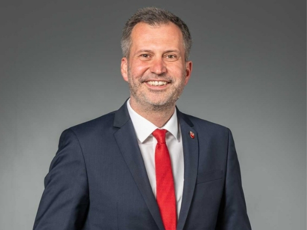 600×450 Tobias Schick